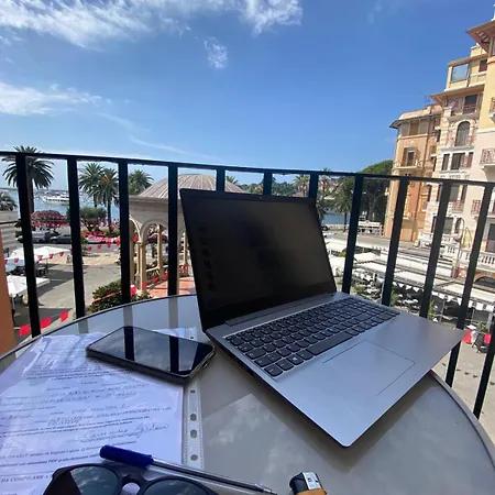 Casa Miki Front Lungomare Appartement